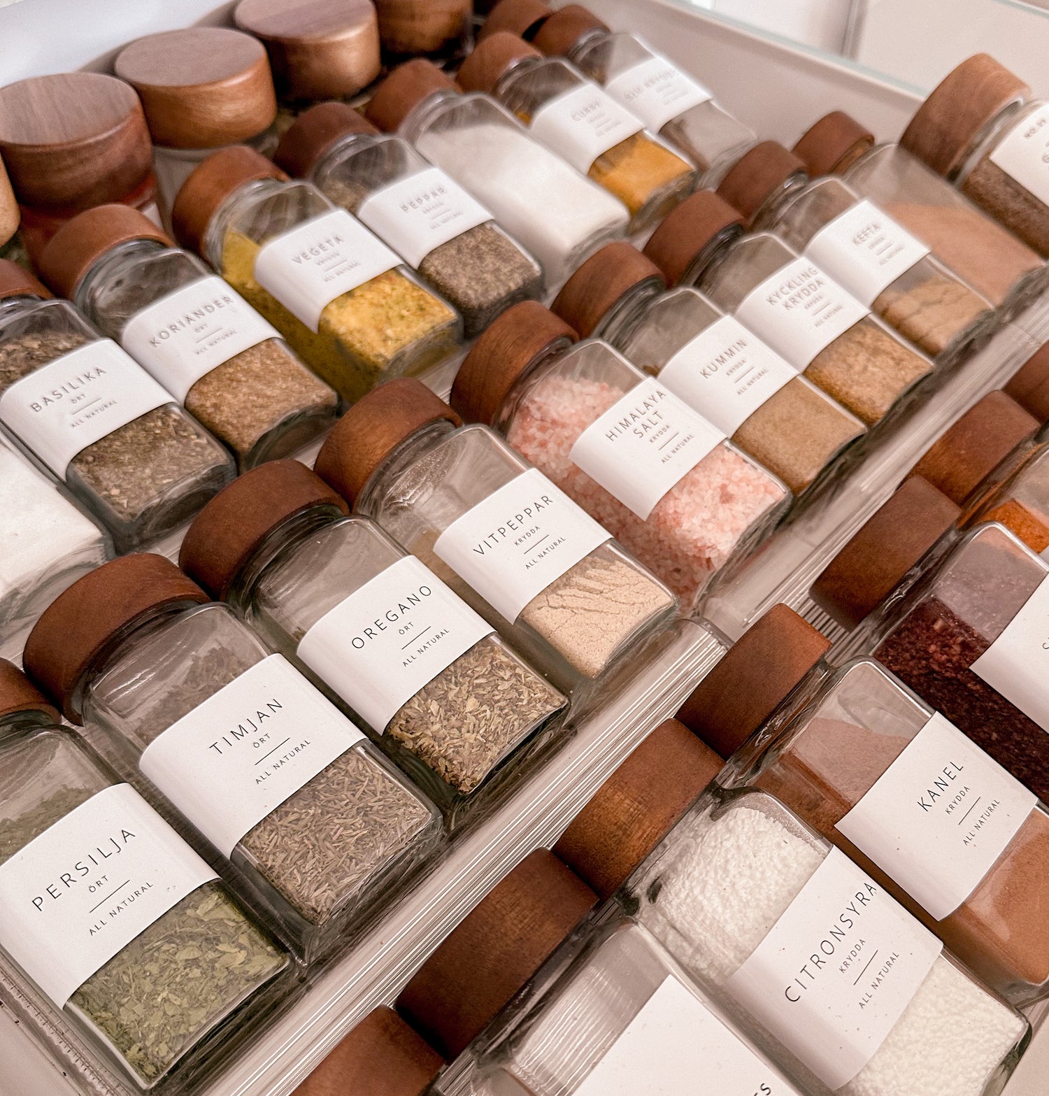 Kryddburk med trälock: Förvaring och Fräschör